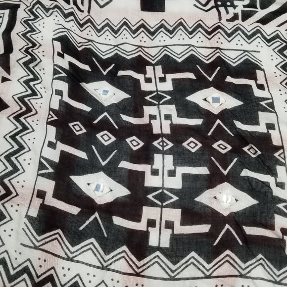 Black and White Scarf or Wrap Shawl with Sewn in Tiny Mirrors - 40 Inches Square - Picture 5 of 5